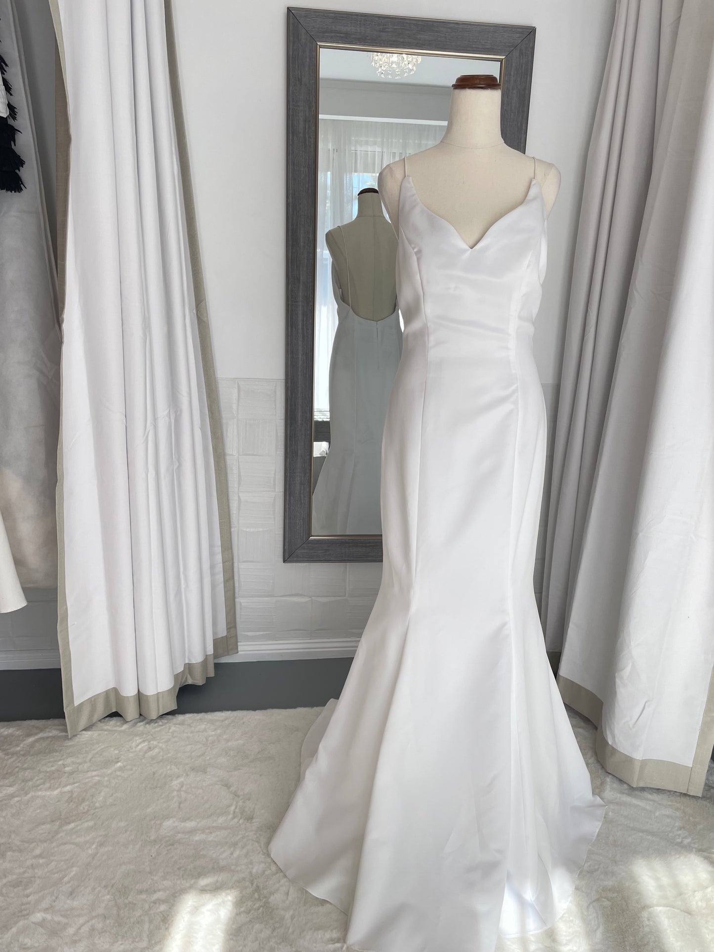 Mon Cheri Bridals | Size 6 | RRP $1,100